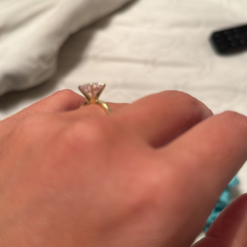 3 ct ring - Picture 2 of 3